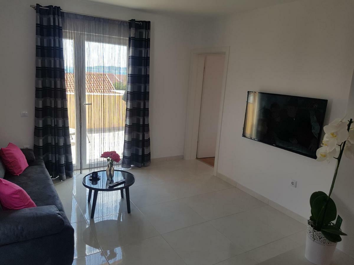 Apartments Koval Orebic Luaran gambar